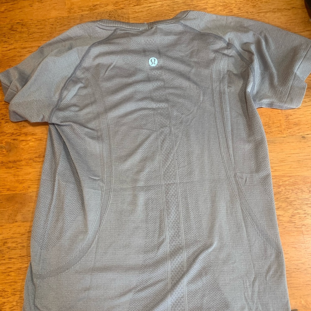 Lululemon shirt